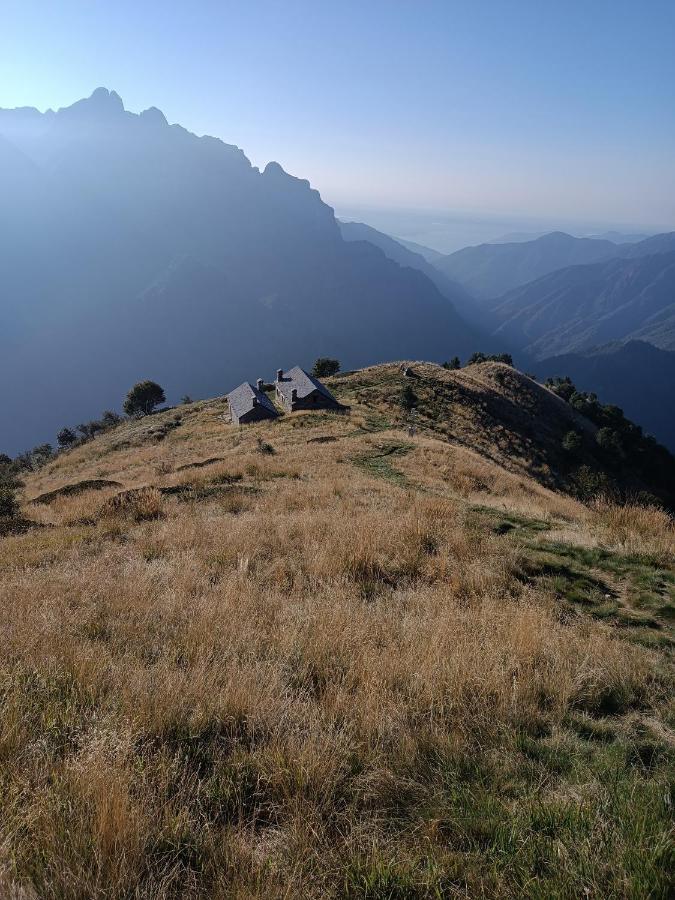 Paradiso Sul Lago Maggiore Бавено Екстериор снимка